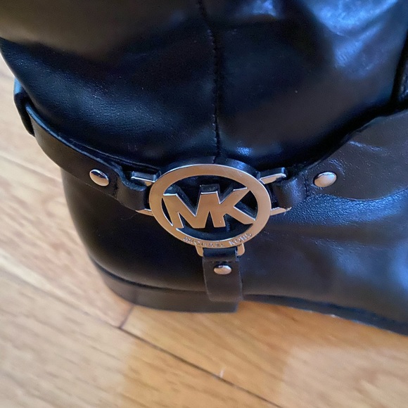 Michael Kors leather riding boots.  Sz 8.5 - Picture 5 of 9